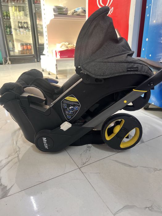 Каляска почти новая