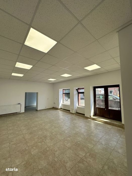 Spatiu comercial de inchiriat  Reghin