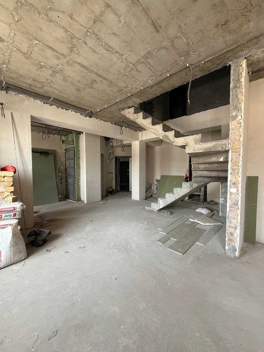 Продаётся 5/8-9/9 Новостройка ЖК "Greenwich" Коробка с перегородками