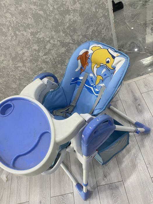 Детский стульчик для кормления