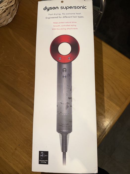 Нов сешоар Dyson