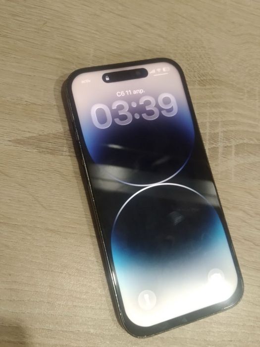 Продам обменяю айфон 14 про