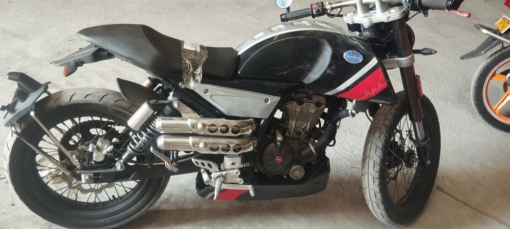 Априлия апр150.  Продам