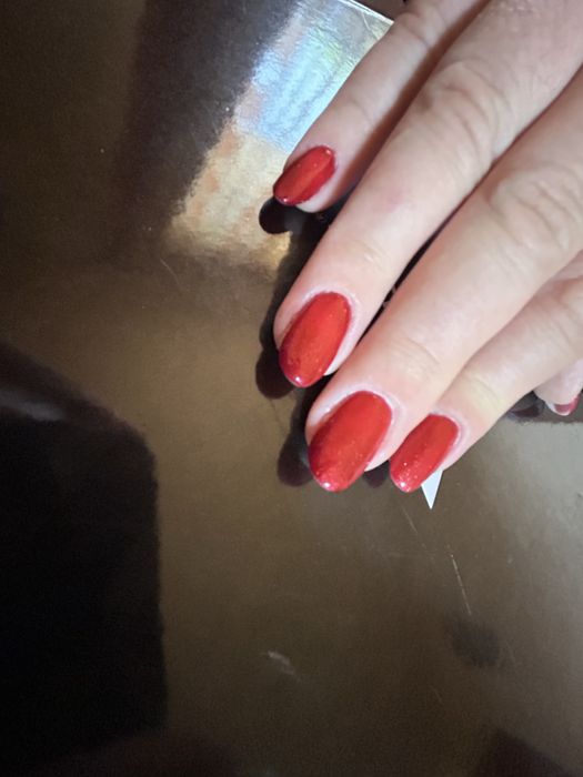 Unghii cu gel la domiciliul clientului