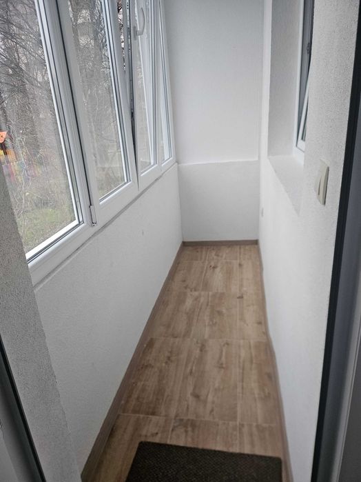 Продава се Тристаен апартамент в Варна, Базар Левски - 59 кв.м за 1425 €/кв.м - Снимка #2