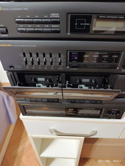 Продавам стерео система с грамофон Samsung