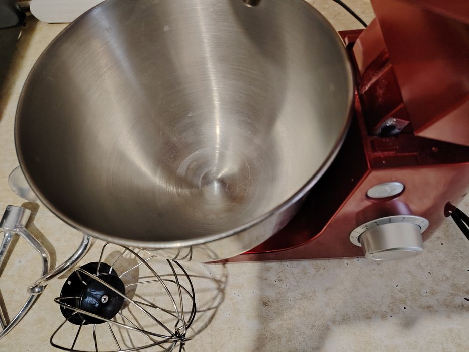 Миксер Kitfort КТ-1308 красный