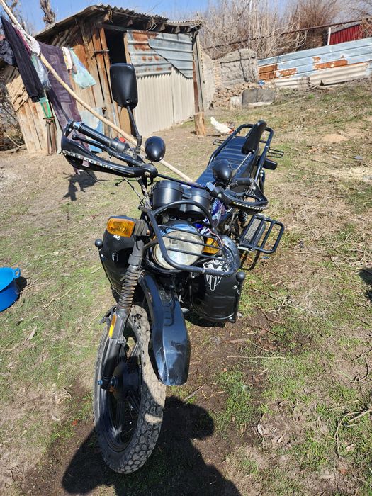 Мотоцикл 200 куб