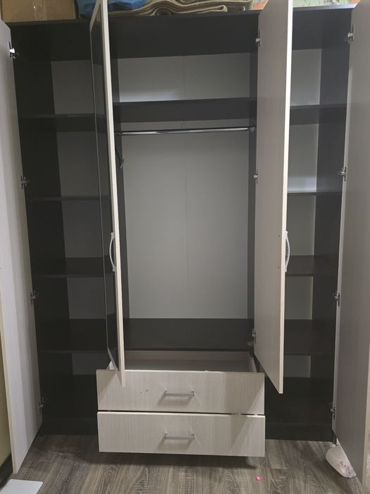 Диван  мягкая мебель