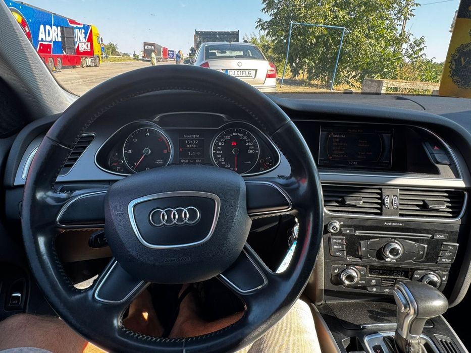 Audi A4 2.0 Tdi 143 cp  2014