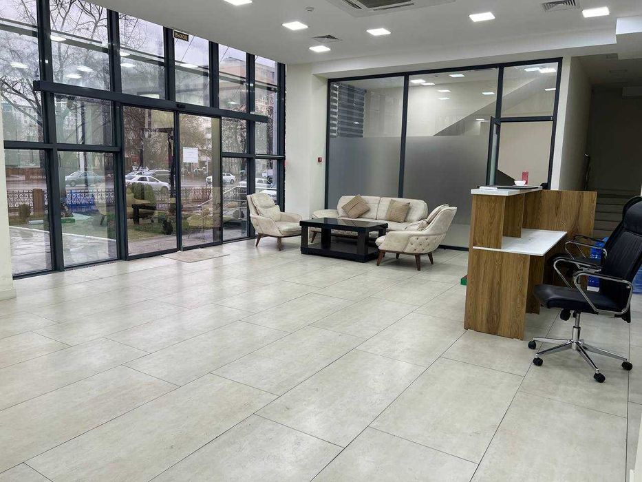 Сдаётся помещение, метро Айбек, офис Huawei, 225м²