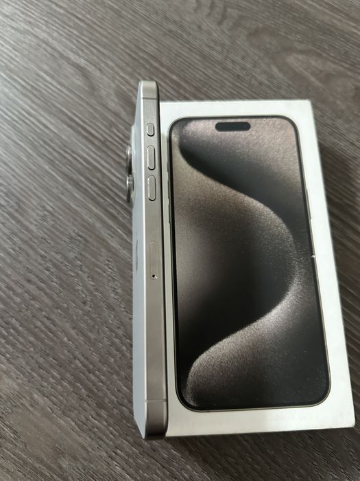 Продаю Iphone 15 pro max