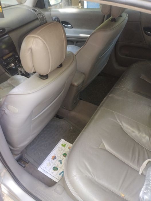 Рено лагуна на части