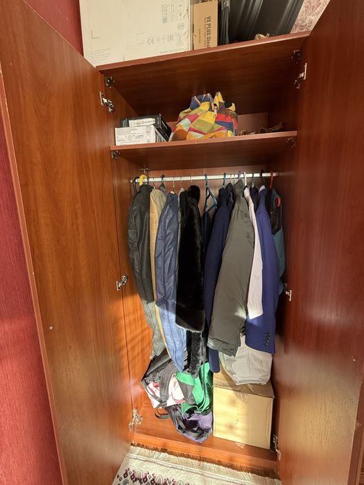 Продам шкафы , недорого