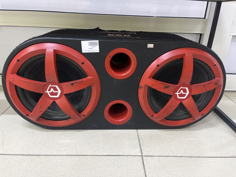 Сабвуфер Red Hurricane