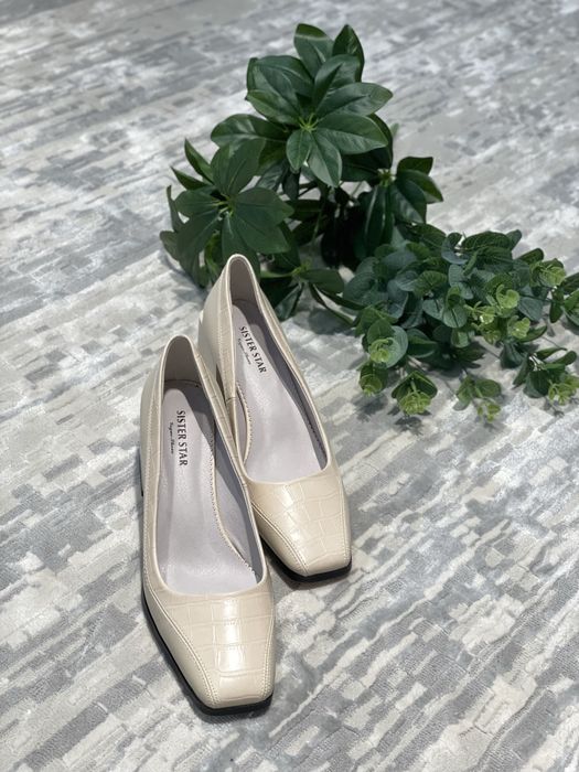 Женские туфли, на удобном каблуке