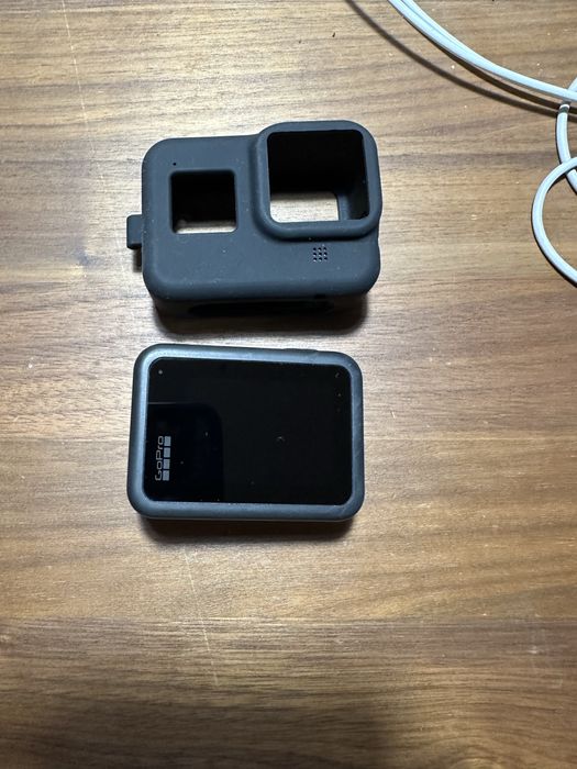 Продам GoPro Hero 8 black и аксессуары