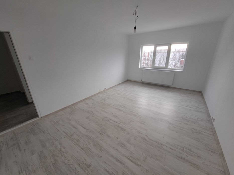 Direct Proprietar - Apartament 2 camere/2 balcoane - Inel II - Renovat