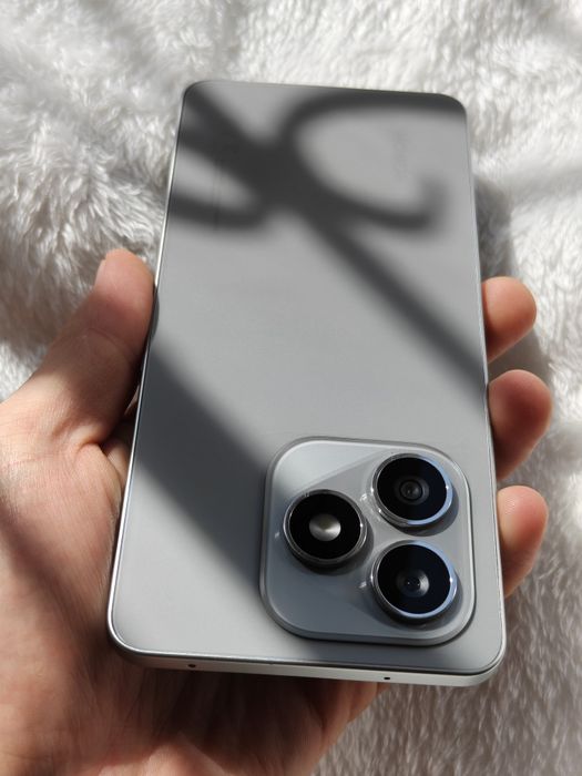 Honor X8d 256 gb Ram 8 7000 mah Battery