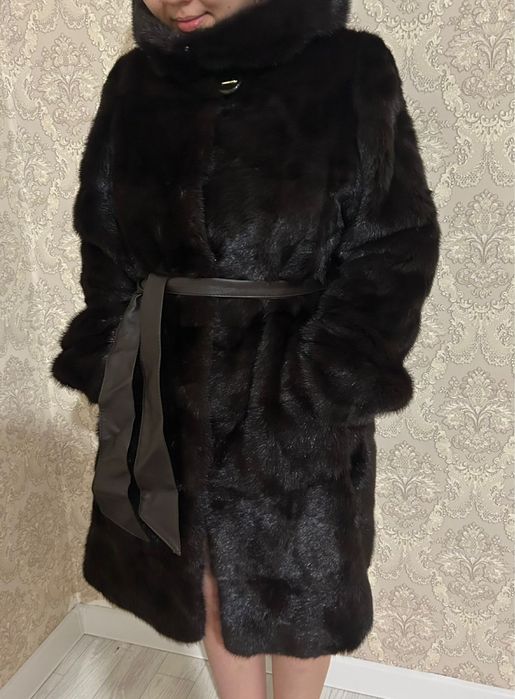 Норковая шуба с капюшоном