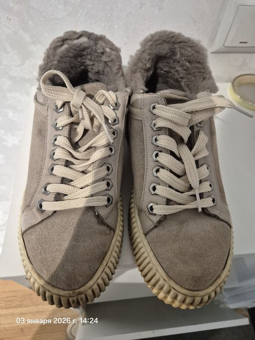 Продам женские вещи