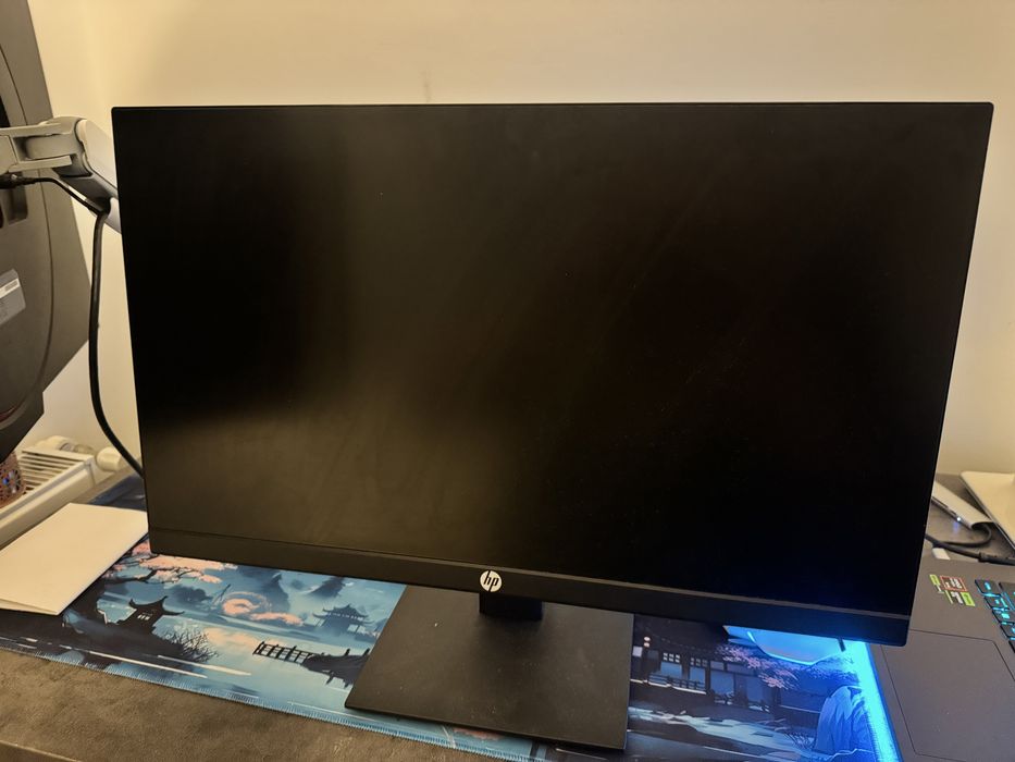 Vând monitor HP 24’ - Full-HD