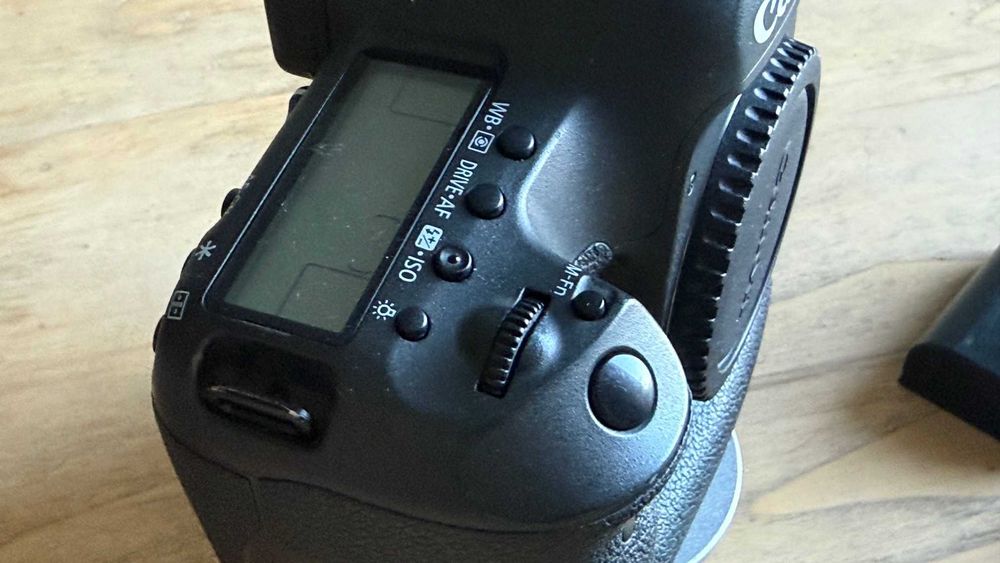 Продавам Canon 5ds 50Mpx - Перфектно състояние!