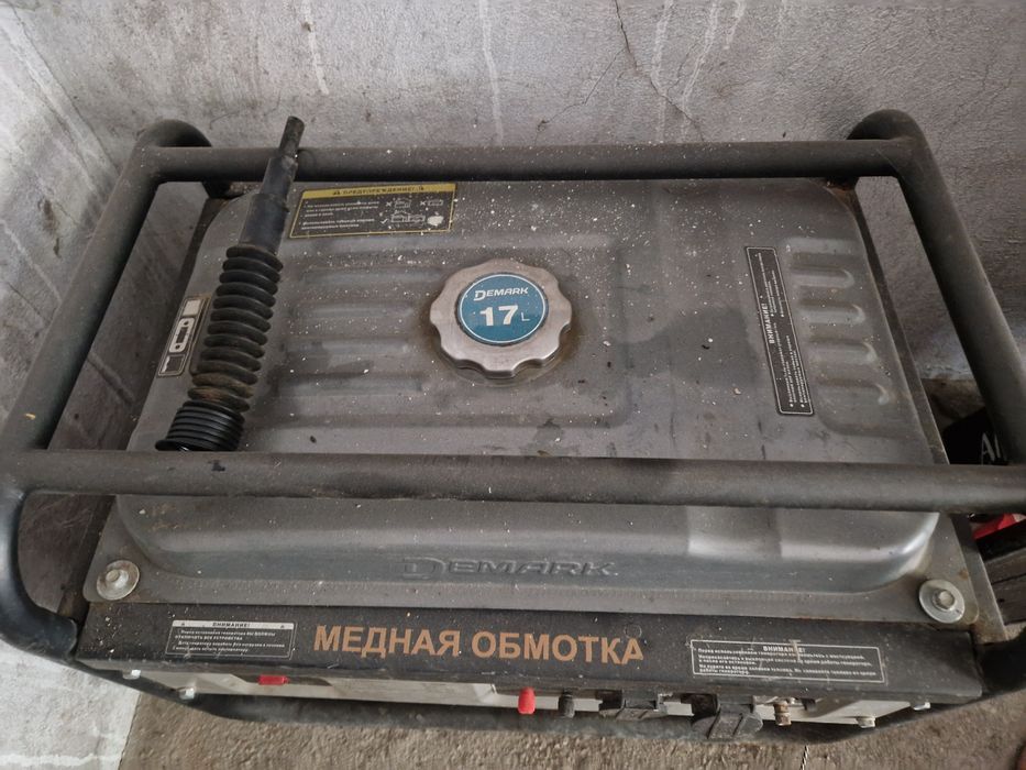 Генератор бензиновый 2.5кВт