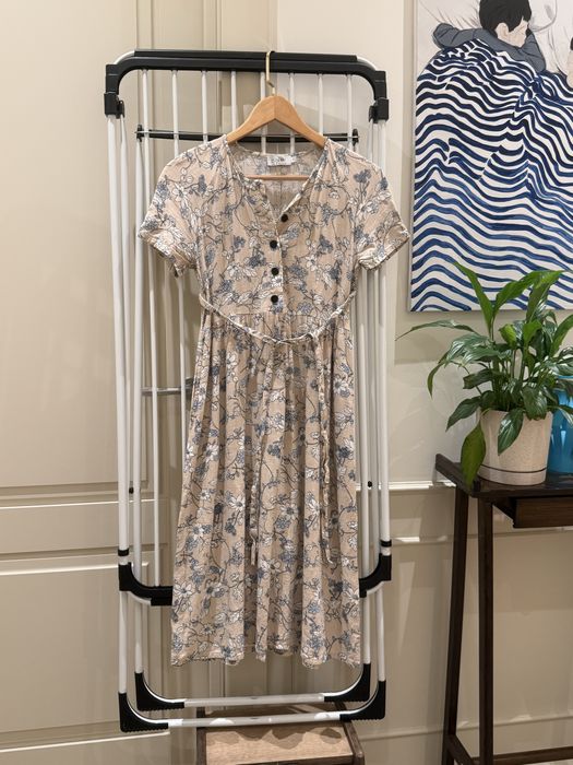 Платье б/у цветочное