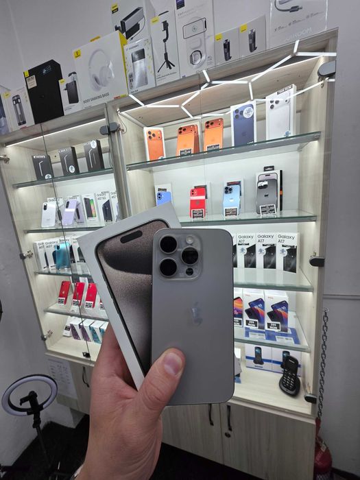 Humor GSM Ofera spre vanzare / iPhone 15 Pro / 512GB / Natural Titanium / Baterie noua / Garantie 24 luni