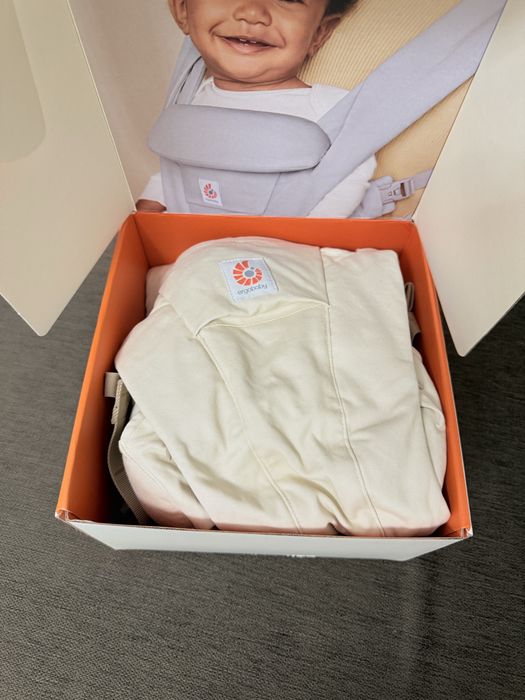 Sistem de purtare ErgoBaby Omni Deluxe