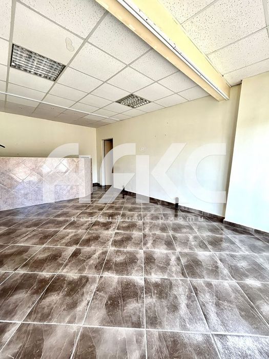 Дава се под наем Магазин в София, Връбница 1 - 30 кв.м за 219.3 € - Снимка #1
