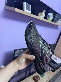 pantofi alergare brooks 42 Moda si frumusete OLX.ro