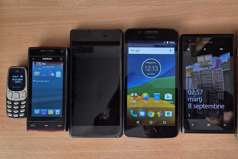 colectie de telefoane