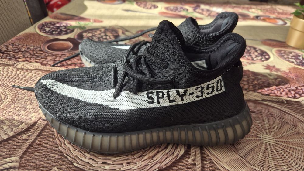Оригинални Adidas  YEEZY ,размер 36