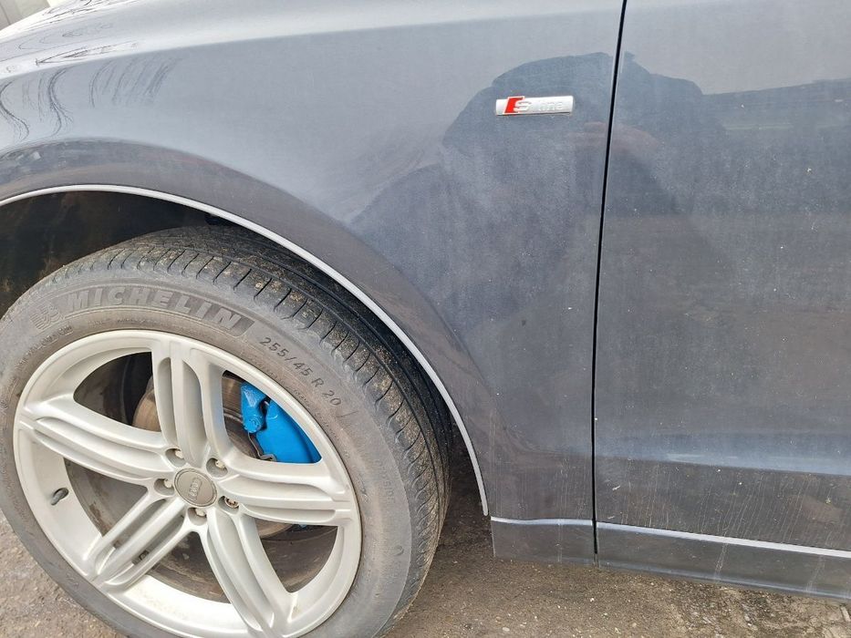 Aripă AUDI Q5 8RB 2011 2.0 TDI quattro CGLB 125KW|170HP 2011