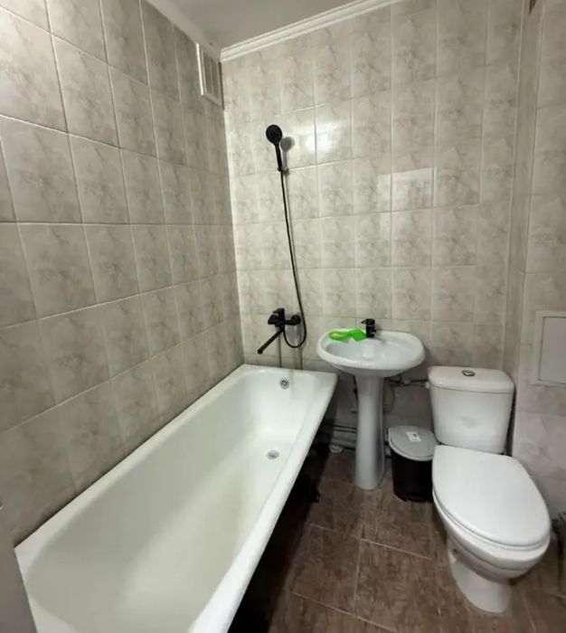 сдам 1-ком. кв. 4мкр. 9-этаж