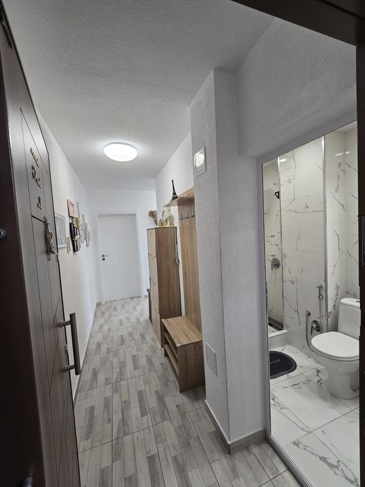 Продава се Тристаен апартамент в Сливен, Център - 70 кв.м за 2143 €/кв.м - Снимка #8