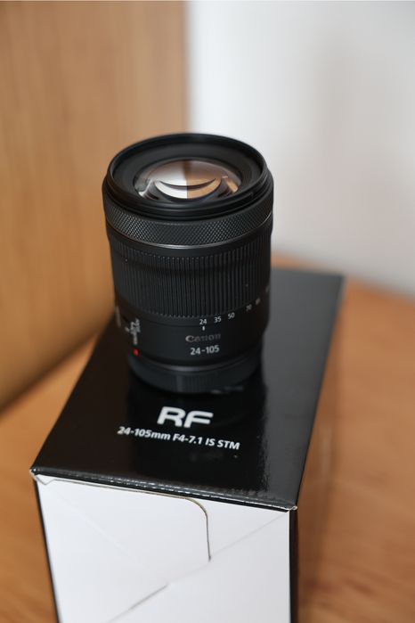 Продавам     обектив Canon RF 24-105mm f/4-7.1 IS STM  почти неизползван.С предна и задна капачка и сенник.