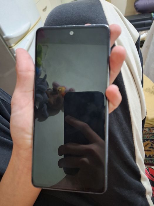 Продам samsung s20fe