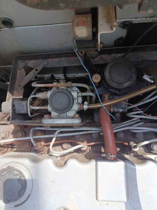 Katapiller mator sotiladi