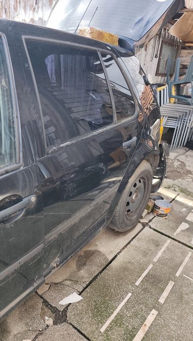 Ușa stânga spate golf 4