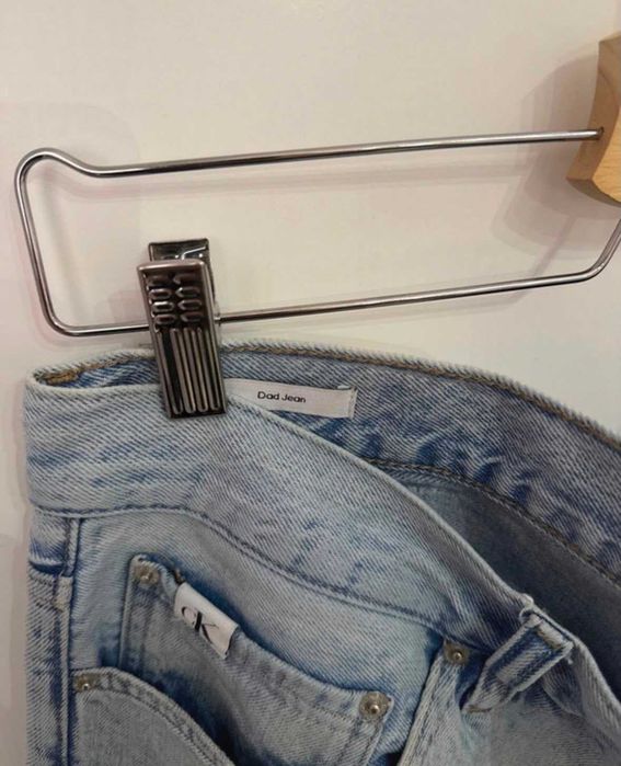 Pantalon blugi rupti CALVIN KLEIN marimea 36W