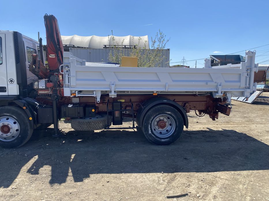 Iveco Eurocargo 150E180 15Tone cu macara