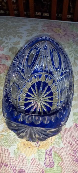 Продам хрустальную вазу - конфетницу "Ладья"