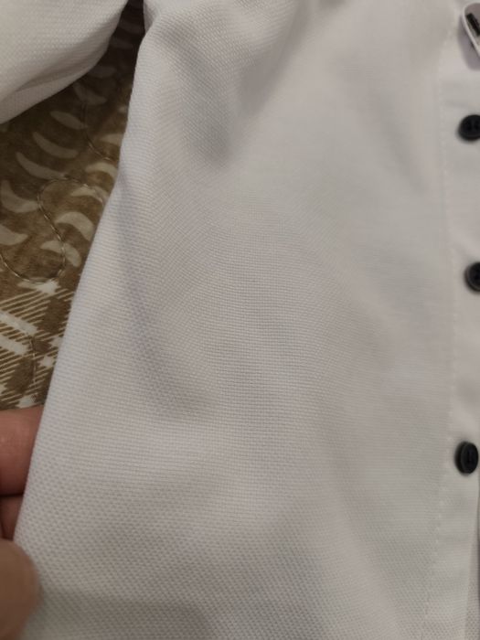 Продам белую рубашку 86