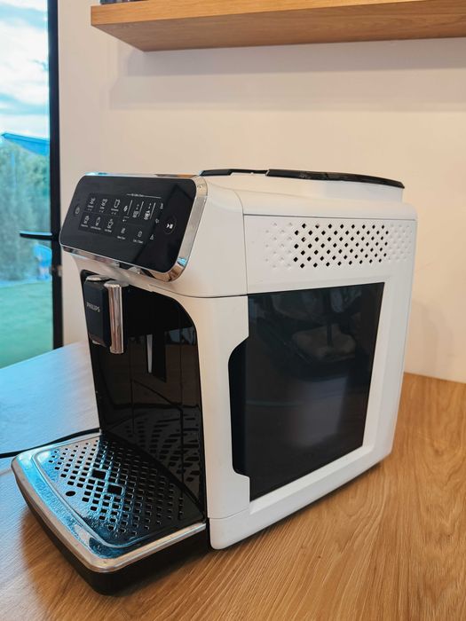 Espressor automat Philips EP3243/50 LatteGo