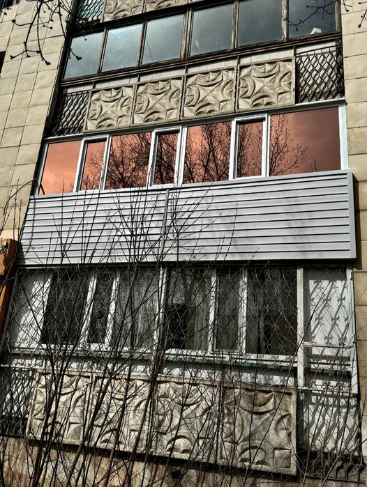 Остекление лоджии под ключ