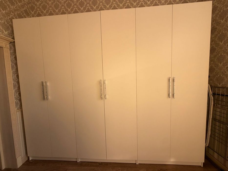 Продам Шкаф 6 дверный