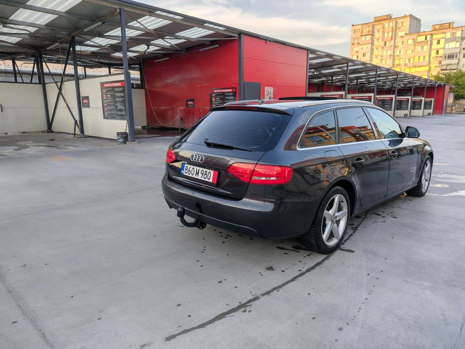 Audi A4 2. 0 TDI S line